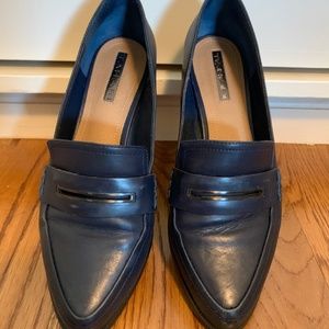 Tahari Leather Loafer 6.5